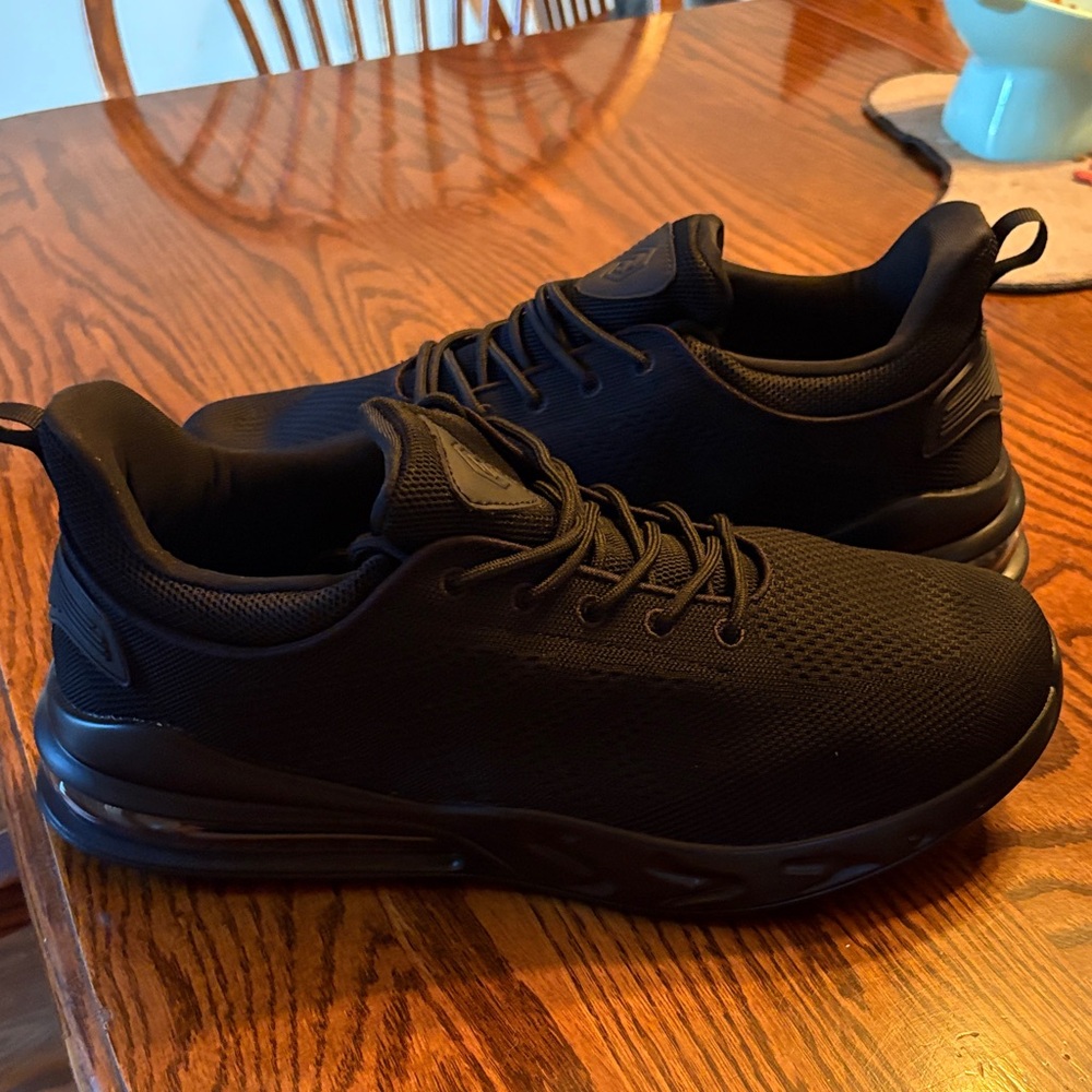 Men's Black Work Shoes